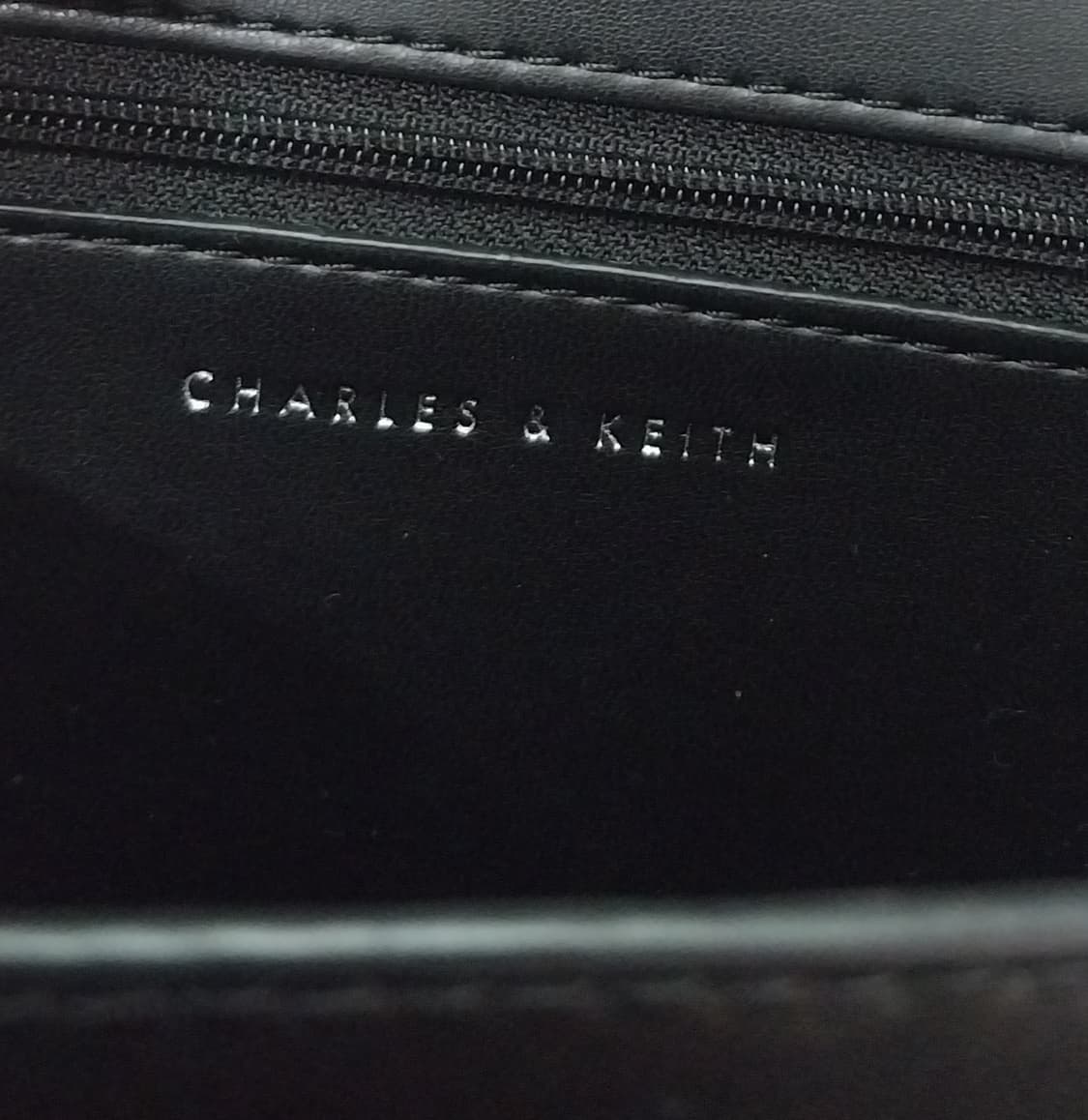 찰스앤키스 새틴 스카프 세미 서클백 상품이미지7