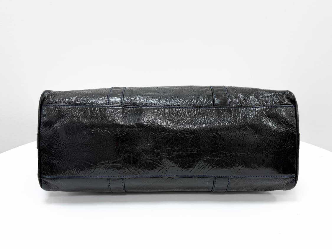 펜디 블랙 샤인 레더 스터드 숄더백 상품이미지4