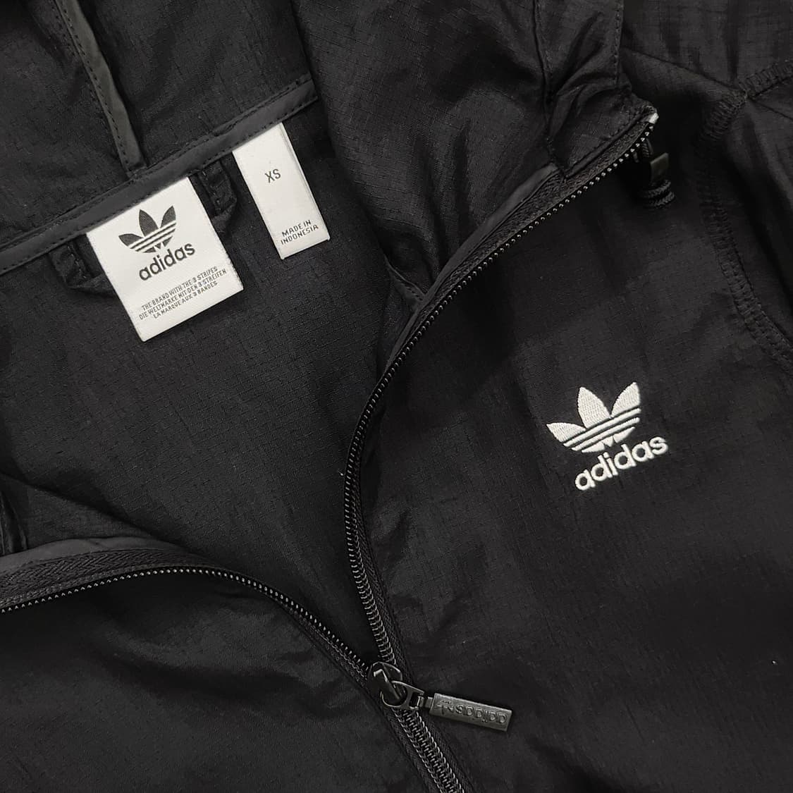 아디다스 신형 블랙 바람막이 상품이미지5