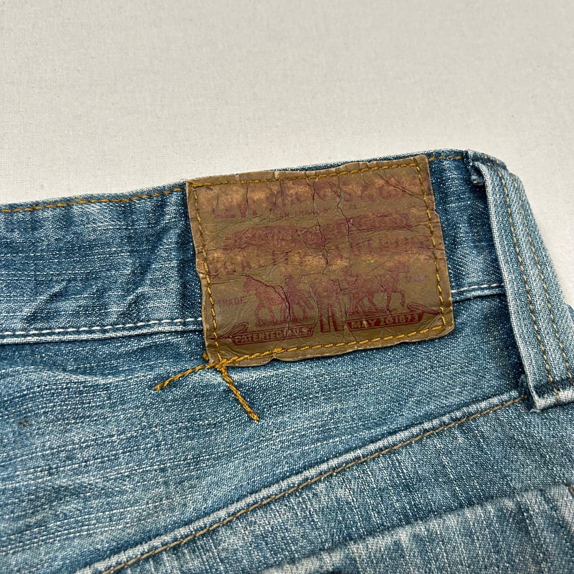 32inch) 리바이스 701 슬림 스트레이트 데님 청바지 상품이미지5