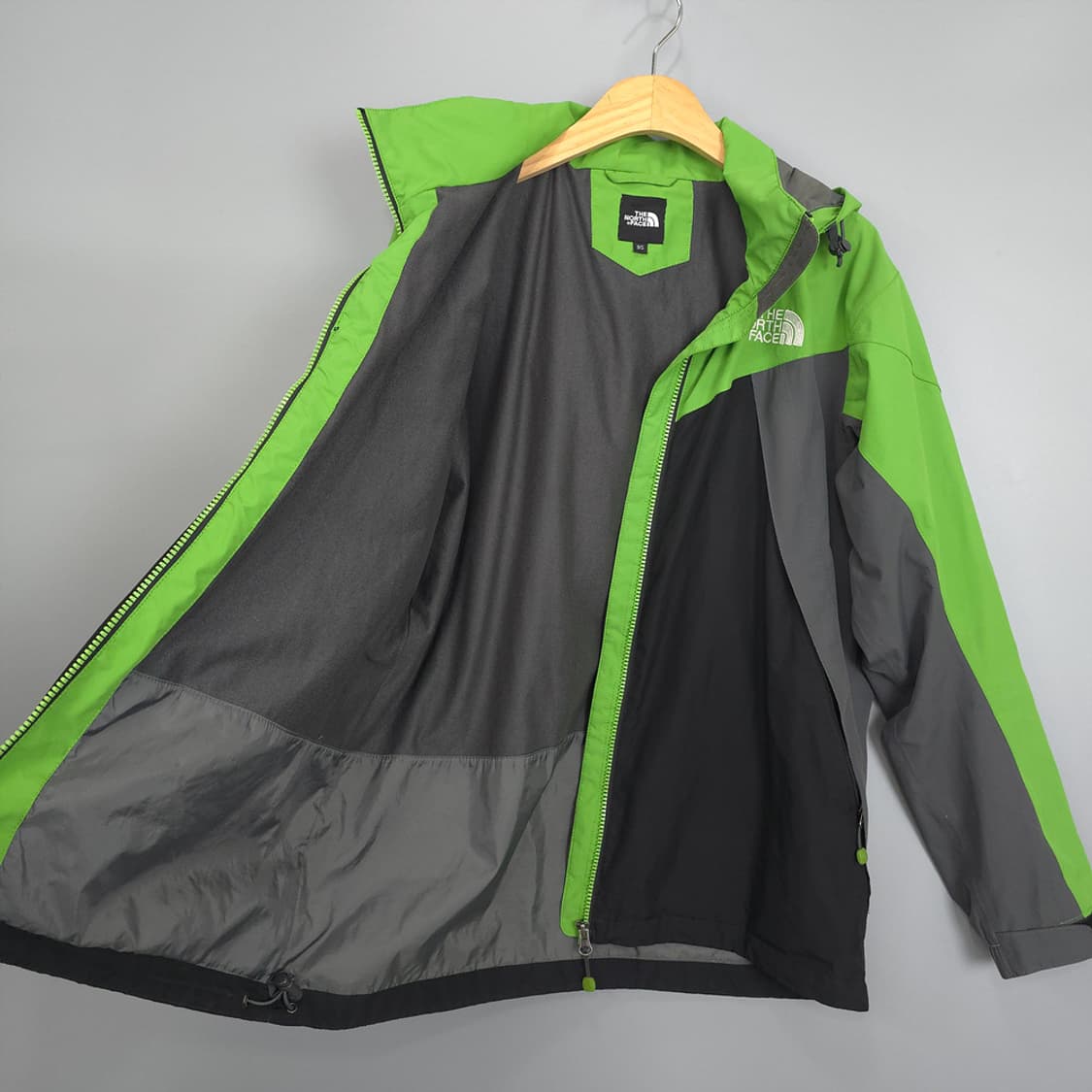남성용 노스페이스  NorthFace 하이벤트 배색 바람막이 자켓 95 상품이미지3