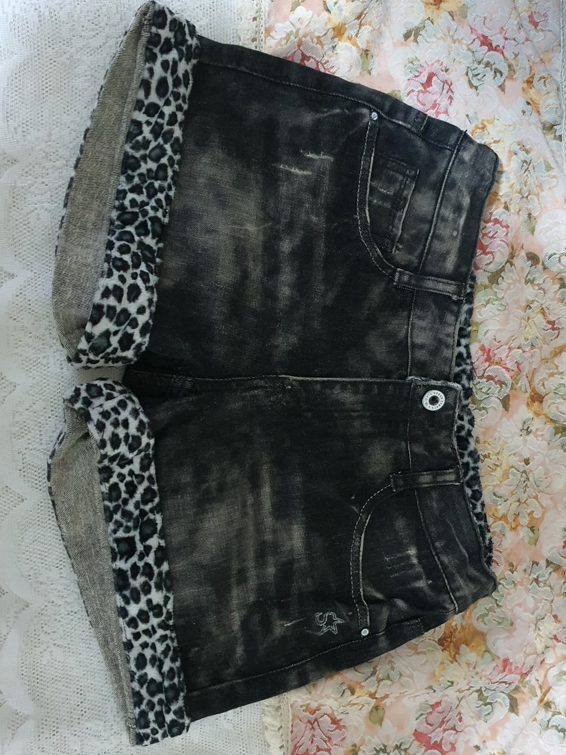 [갸루] 블랙 워싱 데님 반바지 레오파드 28 상품이미지2