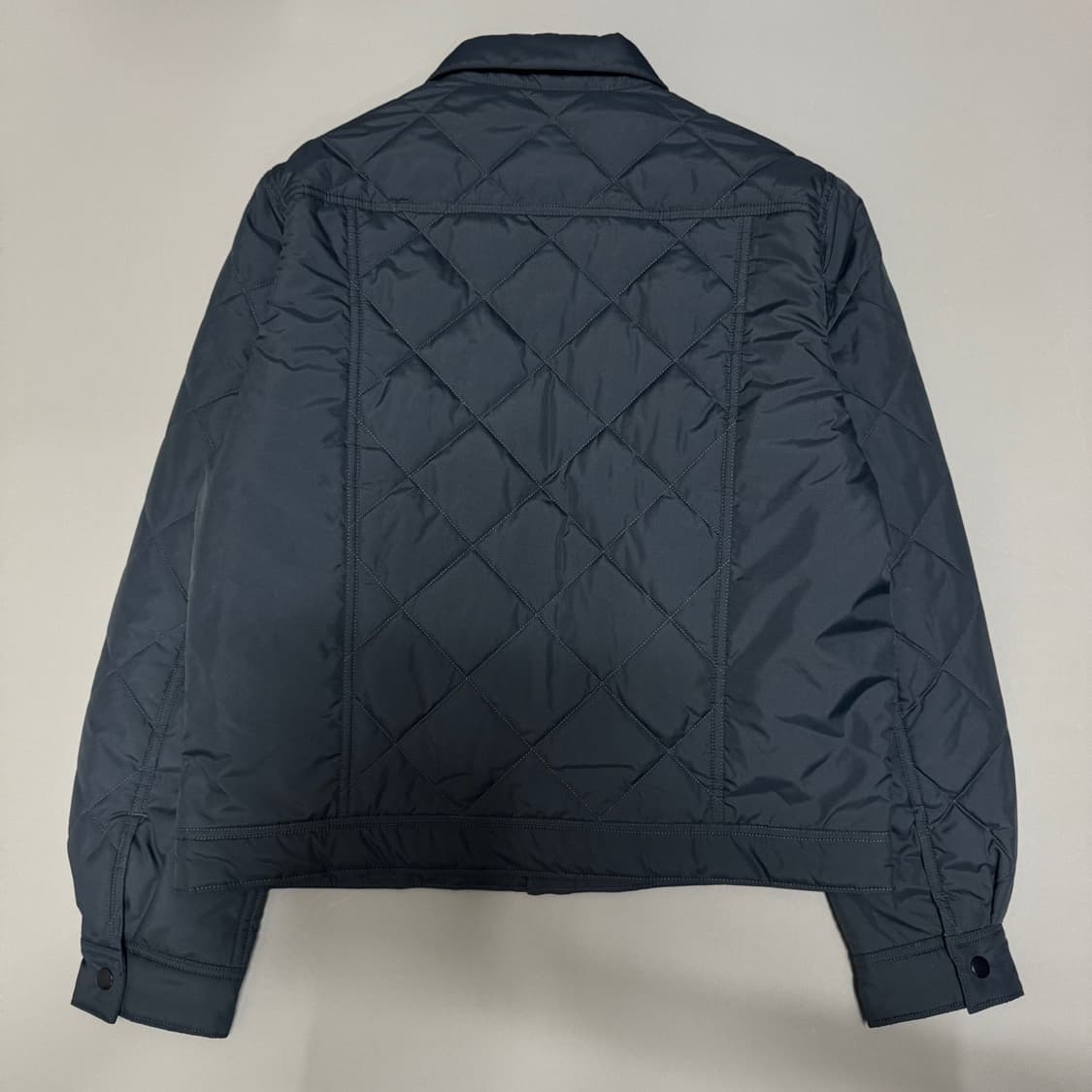 빔즈(BEAMS) 다크네이비컬러 폴리에스터 퀄팅 트러커 자켓 상품이미지5