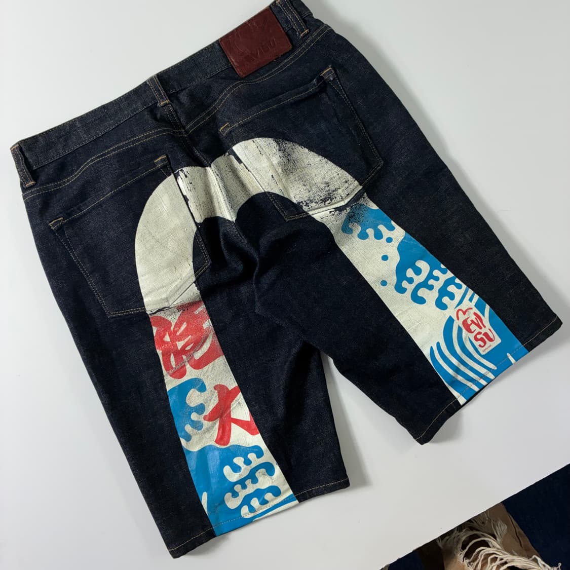 Evisu  에비수 백프린팅 데님 하프팬츠  상품이미지2