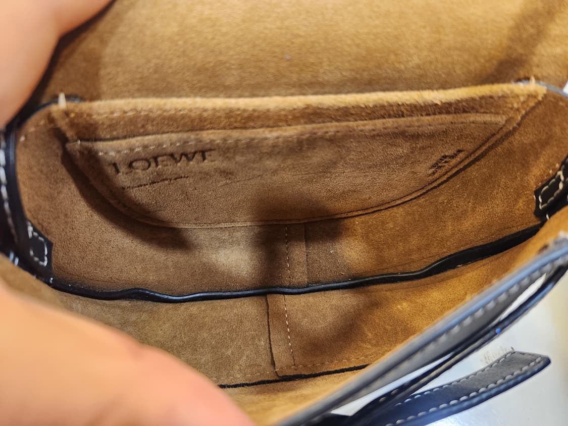 로에베 게이트백 미니 블랙  상품이미지10