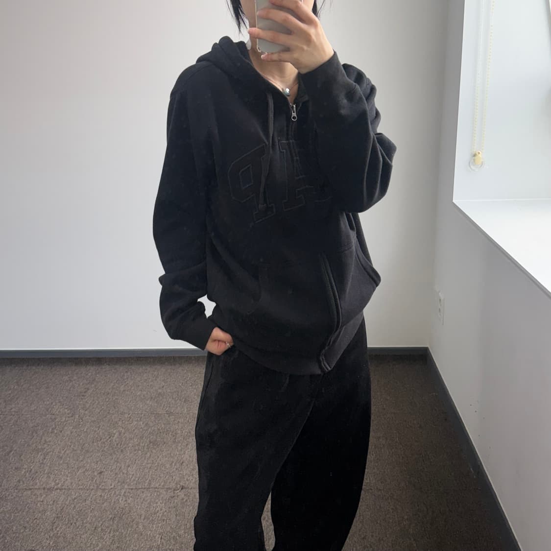 Gap 갭 블랙 후드집업 상품이미지2