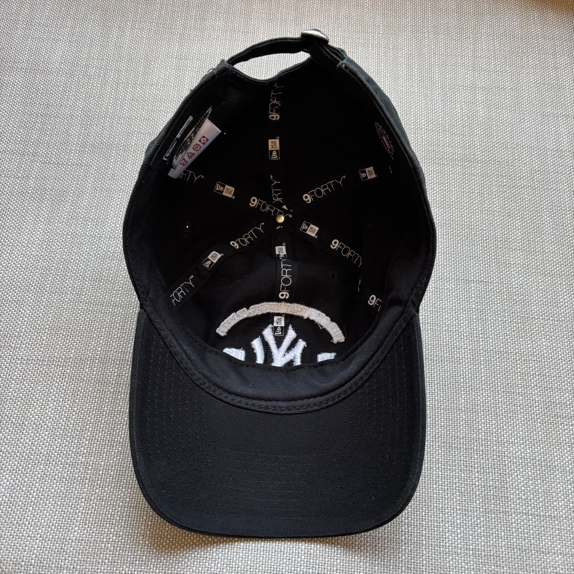 뉴에라 뉴욕 양키스 블랙 볼캡 (남여공용) 상품이미지7