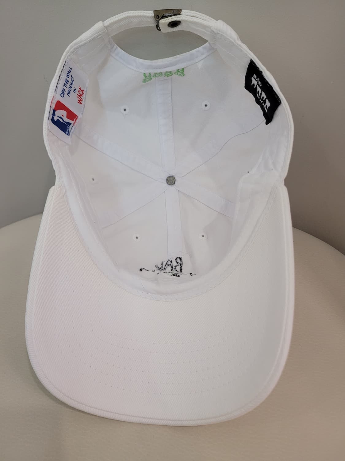 배드투스 BAD TOOTH 흰색 볼캡 모자 상품이미지5