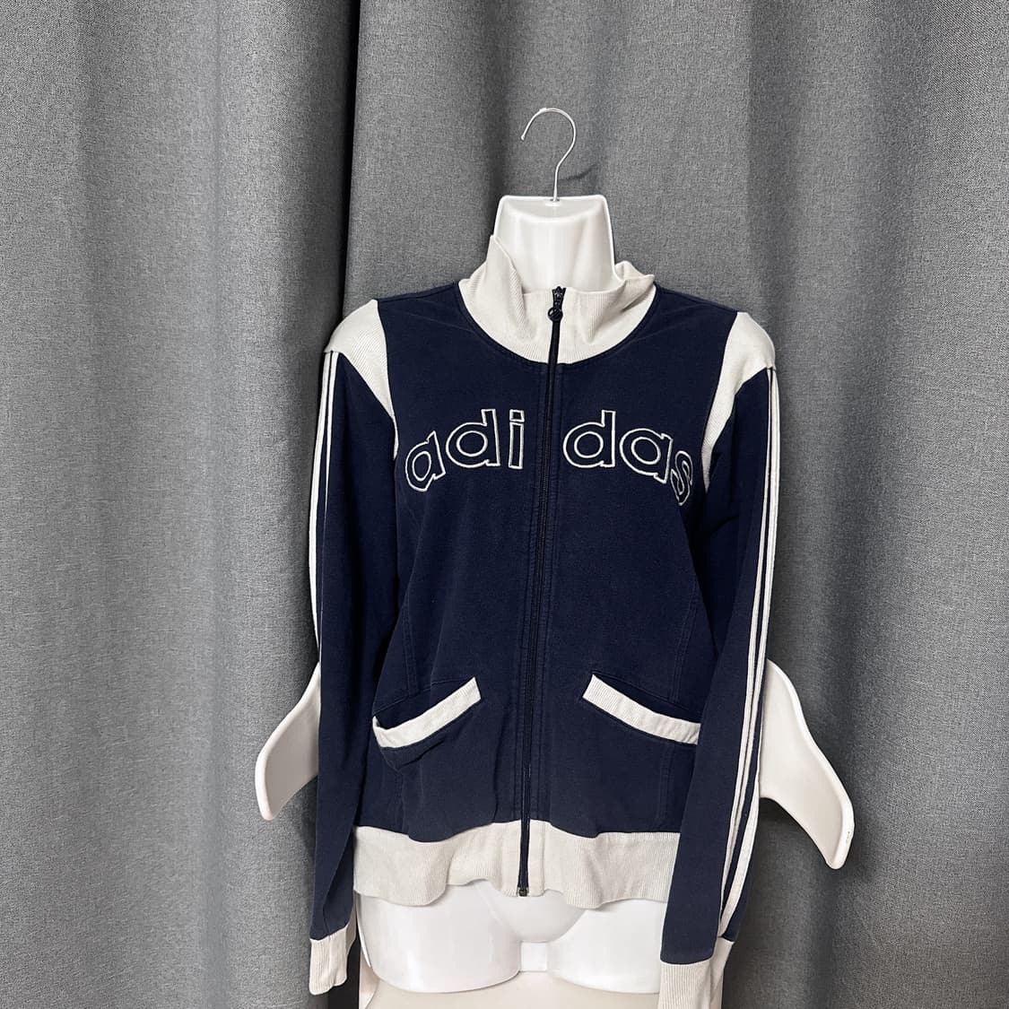 아디다스 벨루아집업 상품이미지1