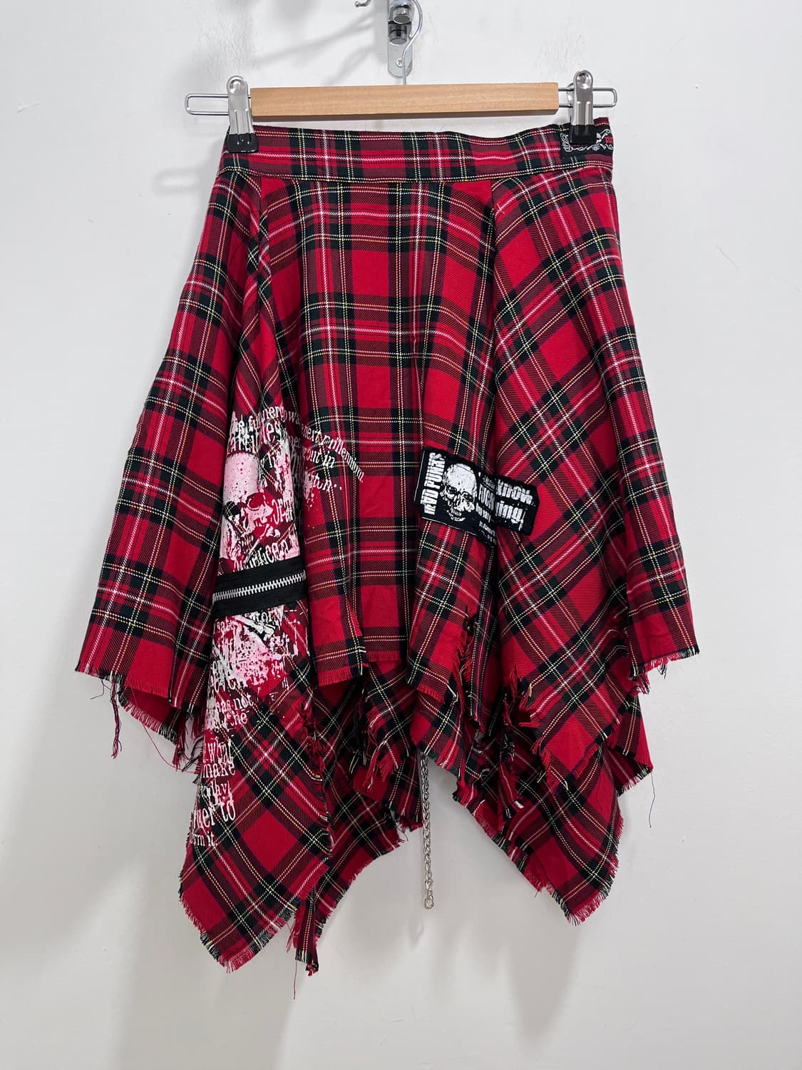 MAD PUNKS 매드 펑크 레드 스커트 치마 상품이미지3