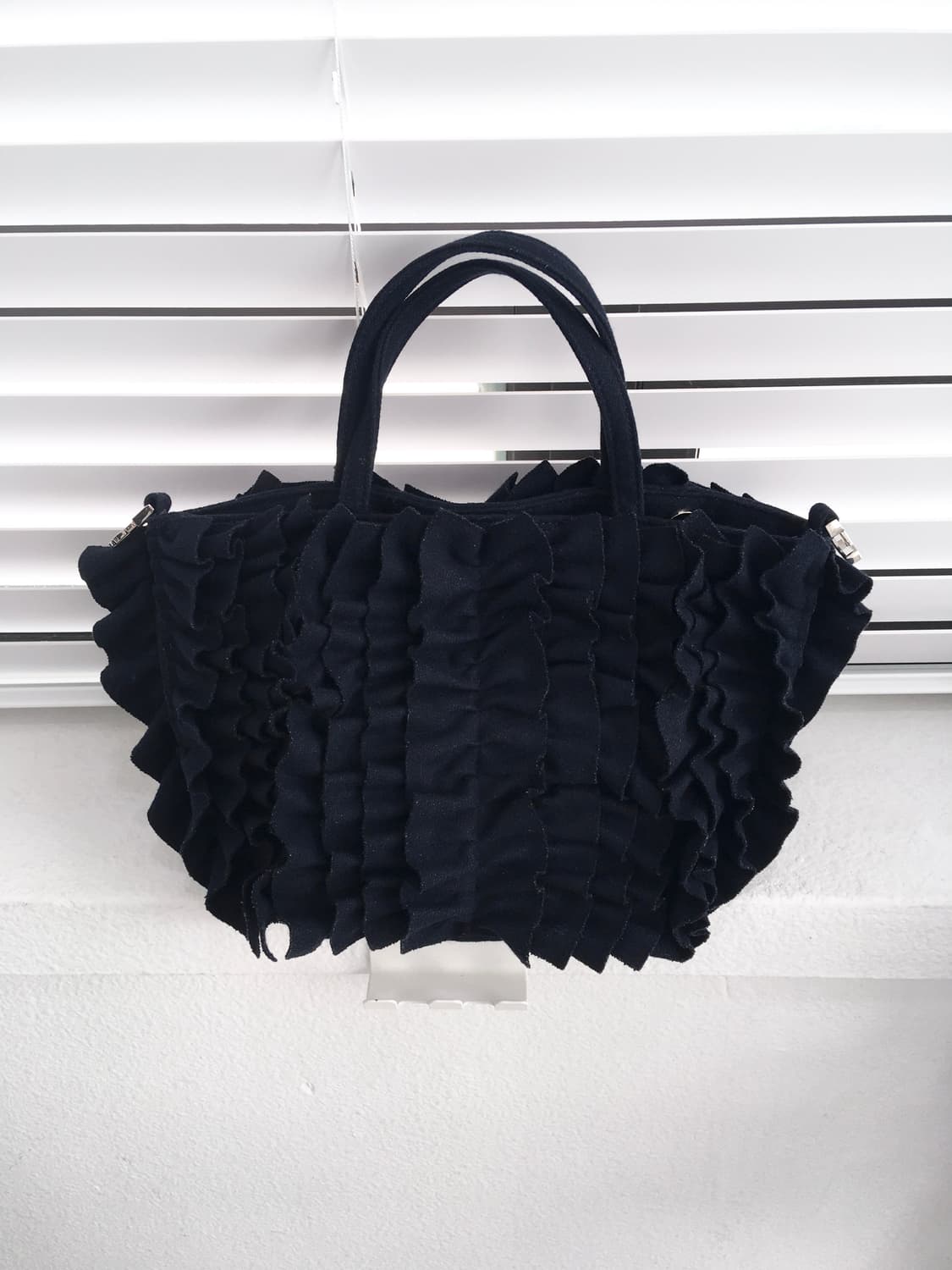 Ray Beams Frill Bag 상품이미지1