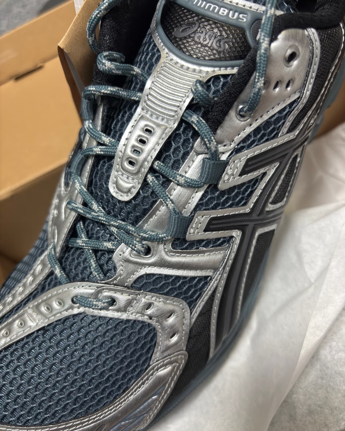 [285] 아식스 젤 님버스 10.1 그래파이트 그레이 상품이미지9