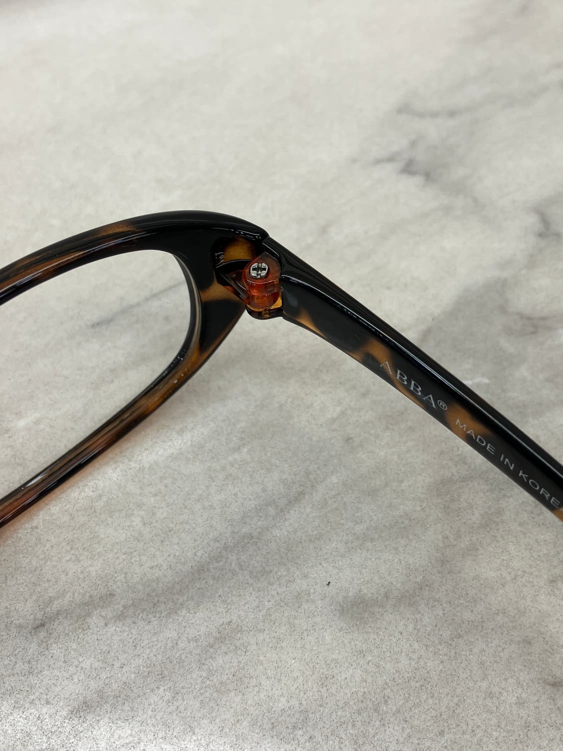B71 AB2TR 데미 오벌 슬림 뿔테 안경564 상품이미지3
