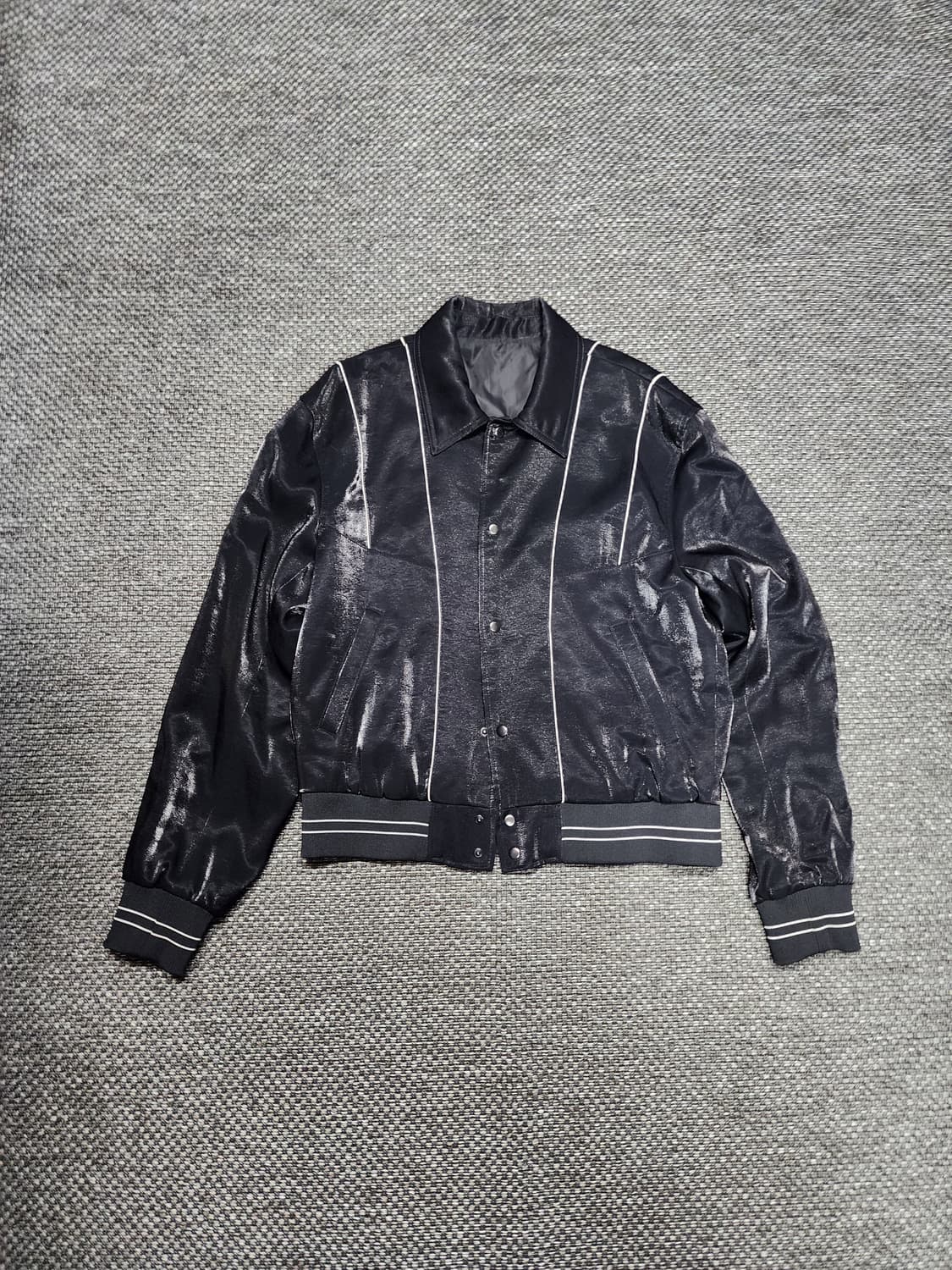 엘무드 블랙 라인 배색 숏 블루종  48사이즈  상품이미지1