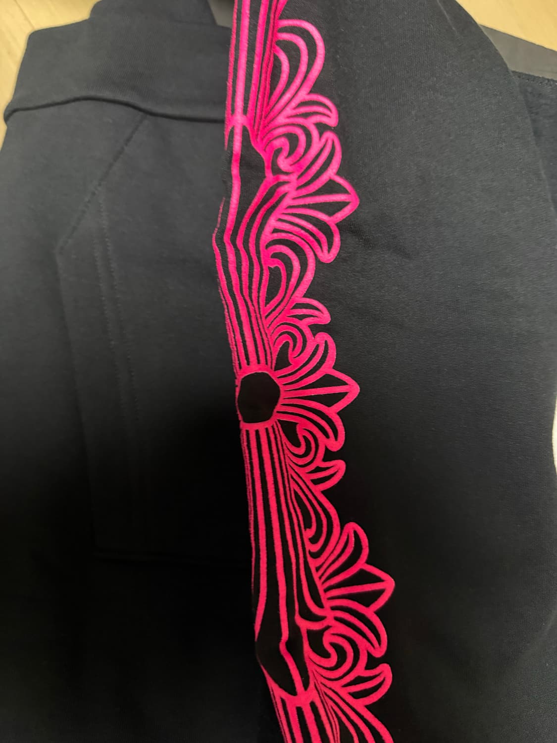 크롬하츠 홀스슈 후드집업 블랙 핑크 상품이미지4