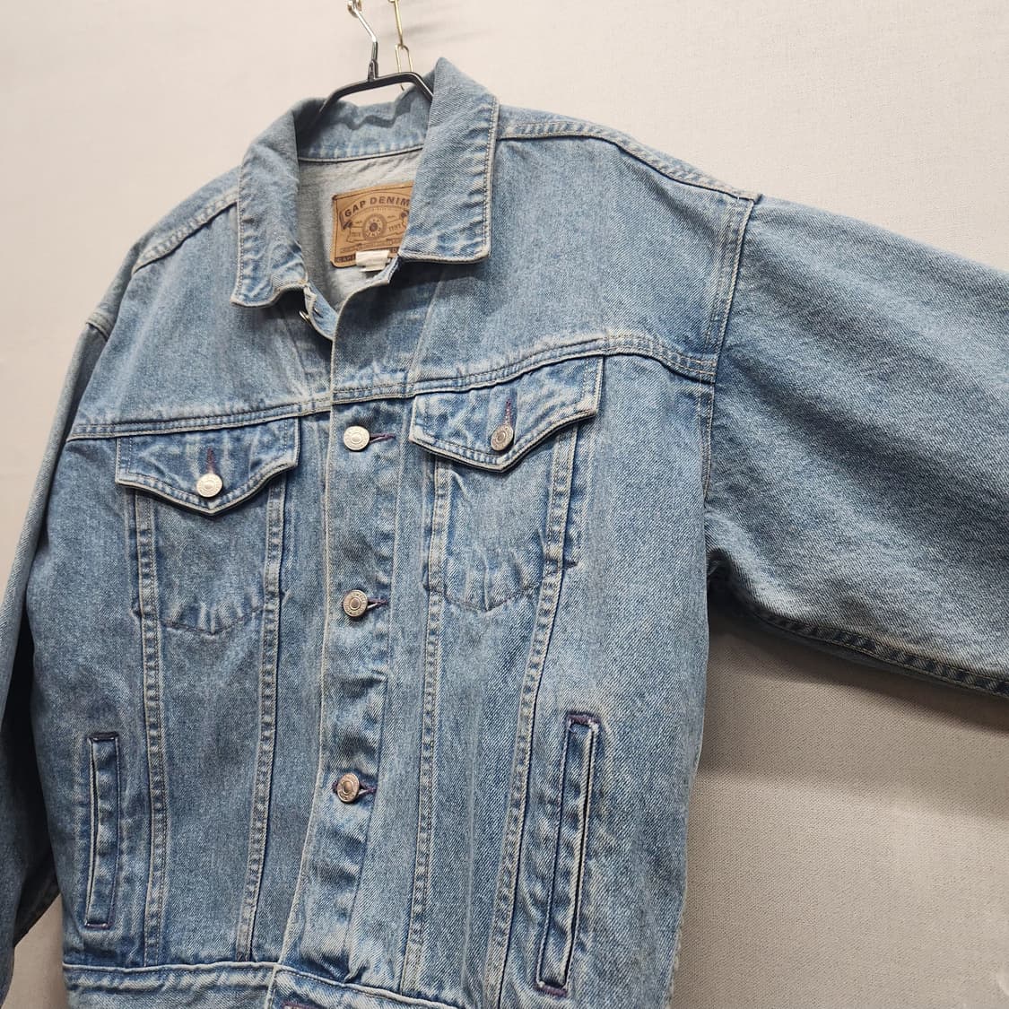 GAP 데님 트러커 연청 오버핏 자켓 2XL(XL) 상품이미지3