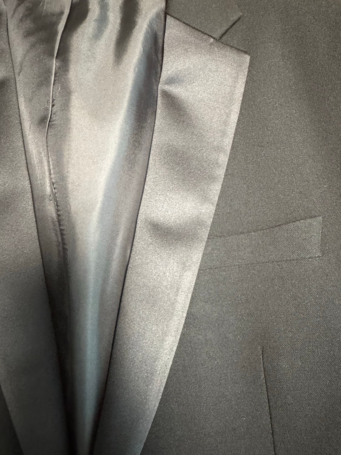 국내양복점제작 블랙 노치드 라펠 턱시도 수트 상품이미지2