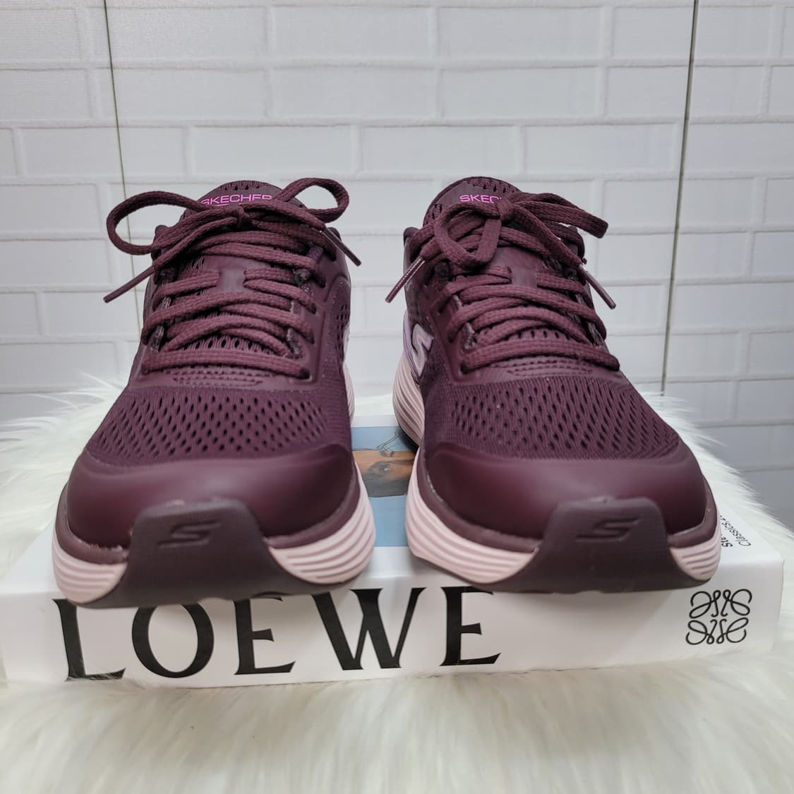 2025년 스케쳐스 맥스쿠셔닝 스니커즈 운동화 신발 230사이즈 거의새것 상품이미지6