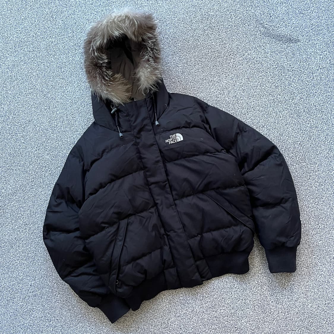 노스페이스 Gotham 다운 자켓 상품이미지1