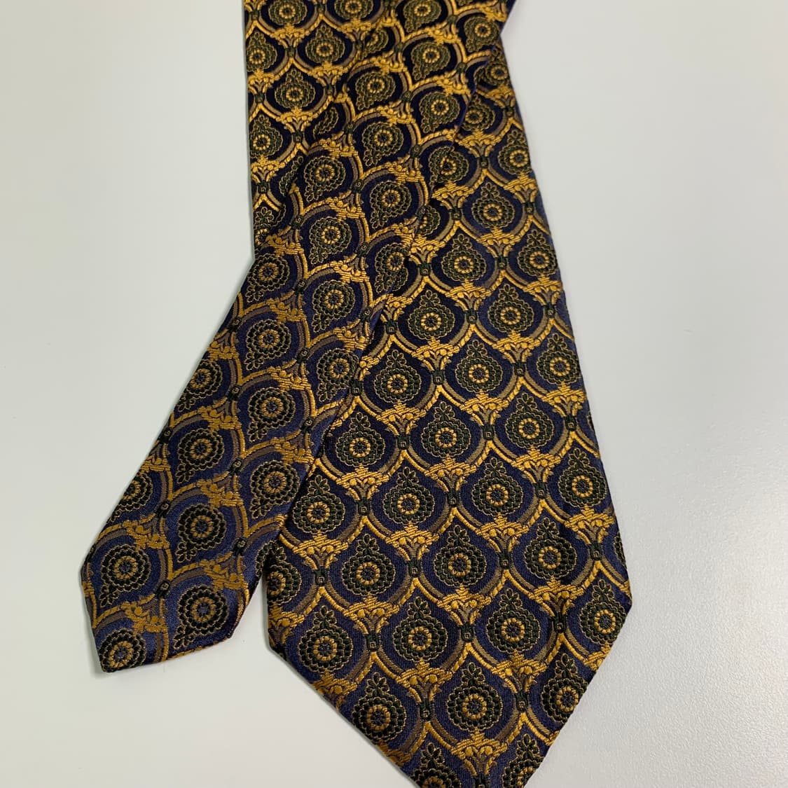 돌체앤가바나 명품넥타이 기하학적패턴 클래식 최상급 A+등급 9.2cm 상품이미지4