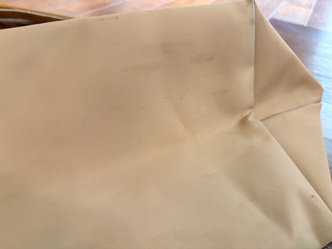 Longchamp 롱샴 베이지 에나멜 숄더백 상품이미지10