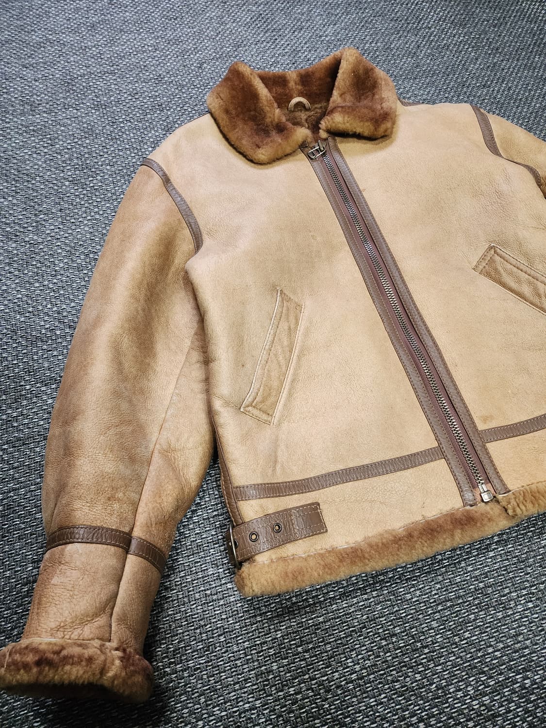 양가죽  무스탕 자켓  상품이미지9