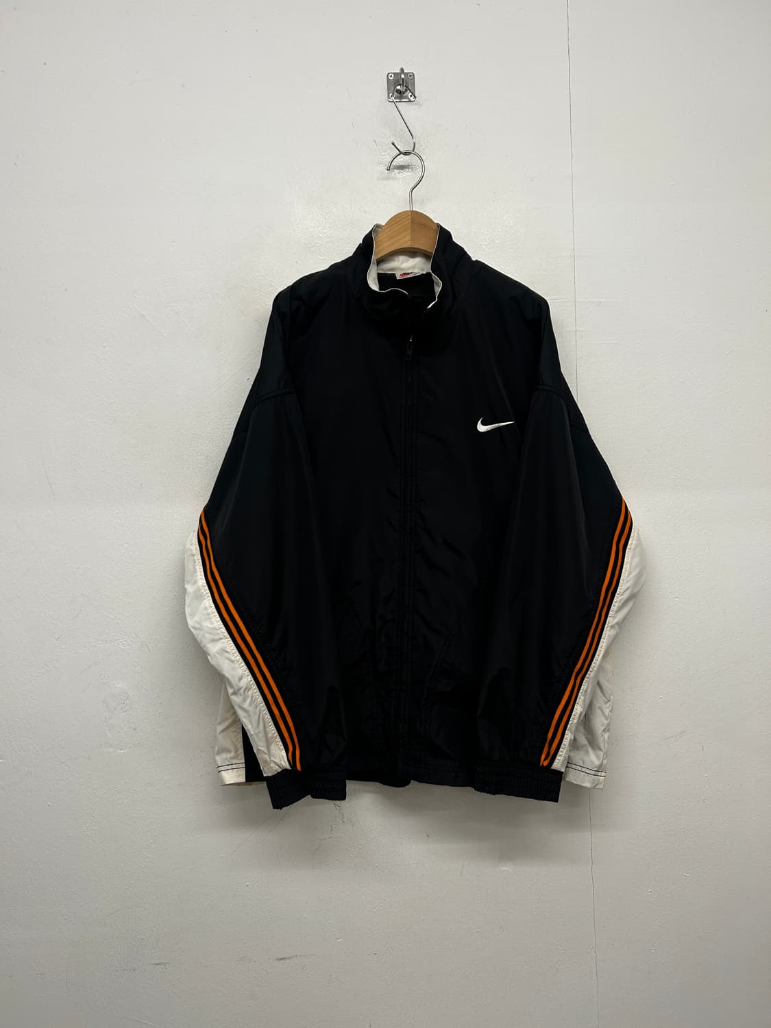 90s 나이키 블랙 오렌지 바람막이 자켓  상품이미지3