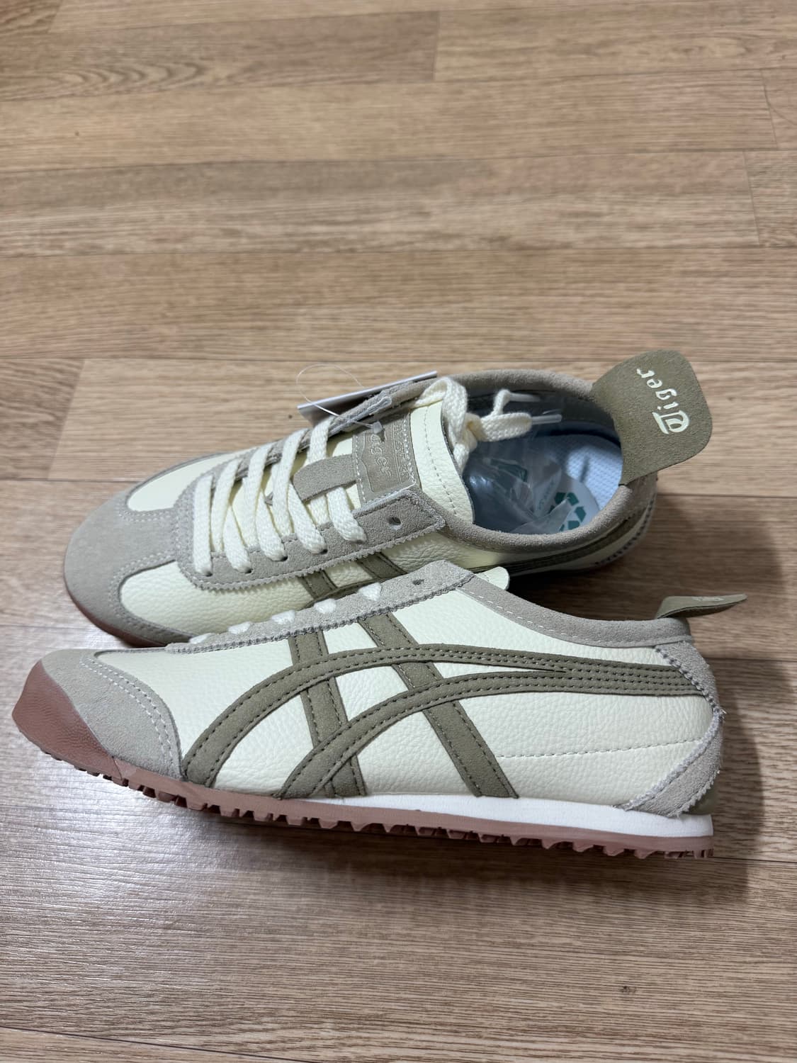 오니츠카 타이거 멕시코66 상품이미지1