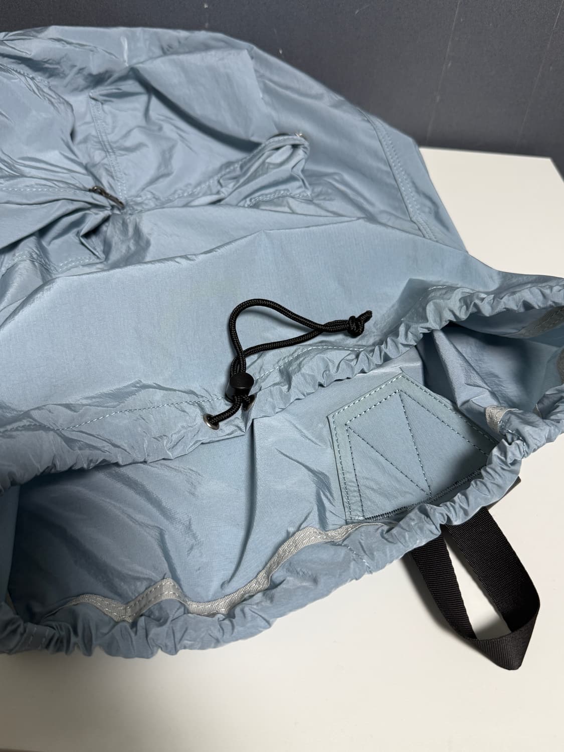 디스커스애슬레틱 경량 백팩 상품이미지2