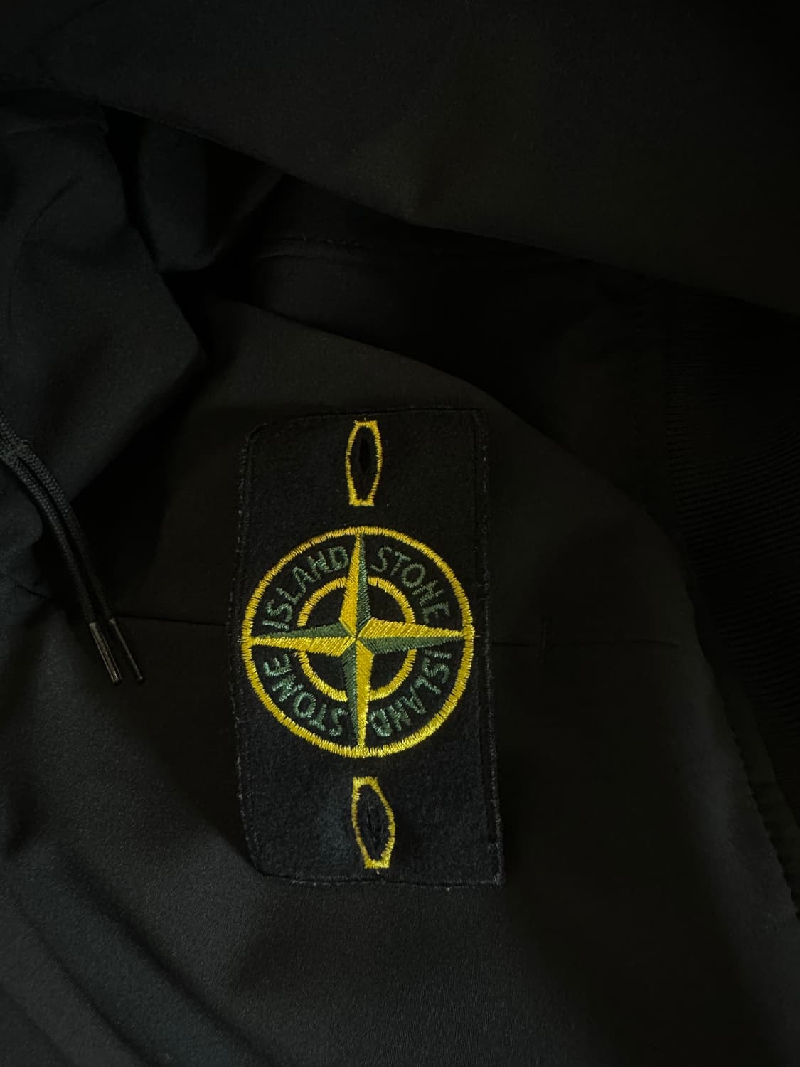 스톤아일랜드 바람막이 상품이미지4