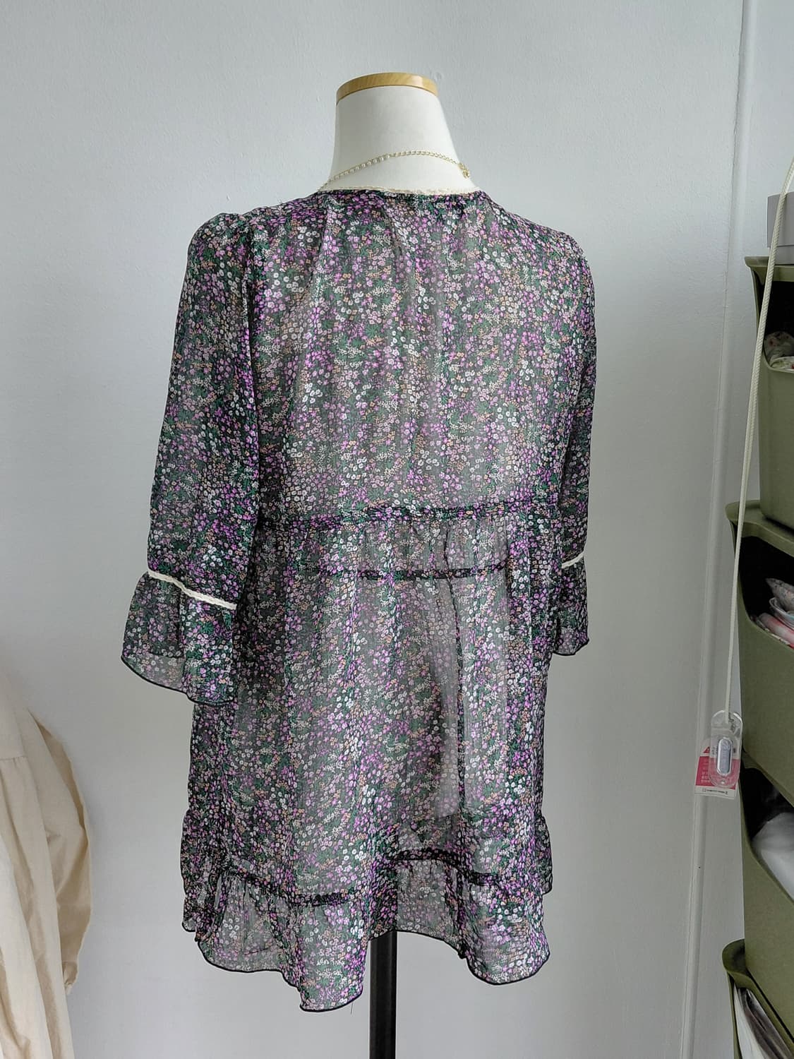 [일본빈티지] 플라워 패턴 시폰 블라우스 끈 장식 Free 상품이미지3