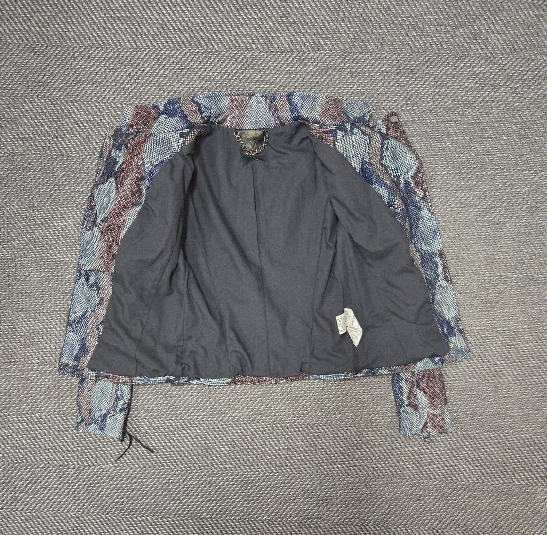 제시뉴욕 뱀피 무늬 가죽 라이더 재킷 상품이미지3