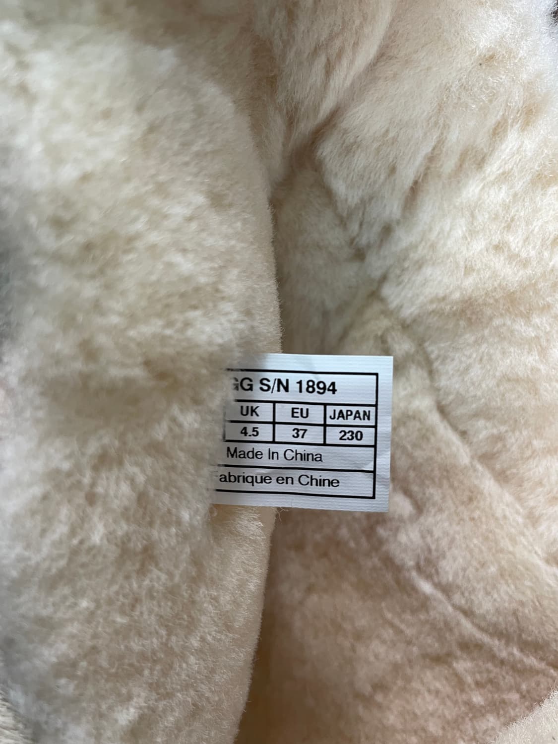 어그 쉽스킨 테슬 롱 부츠 상품이미지10