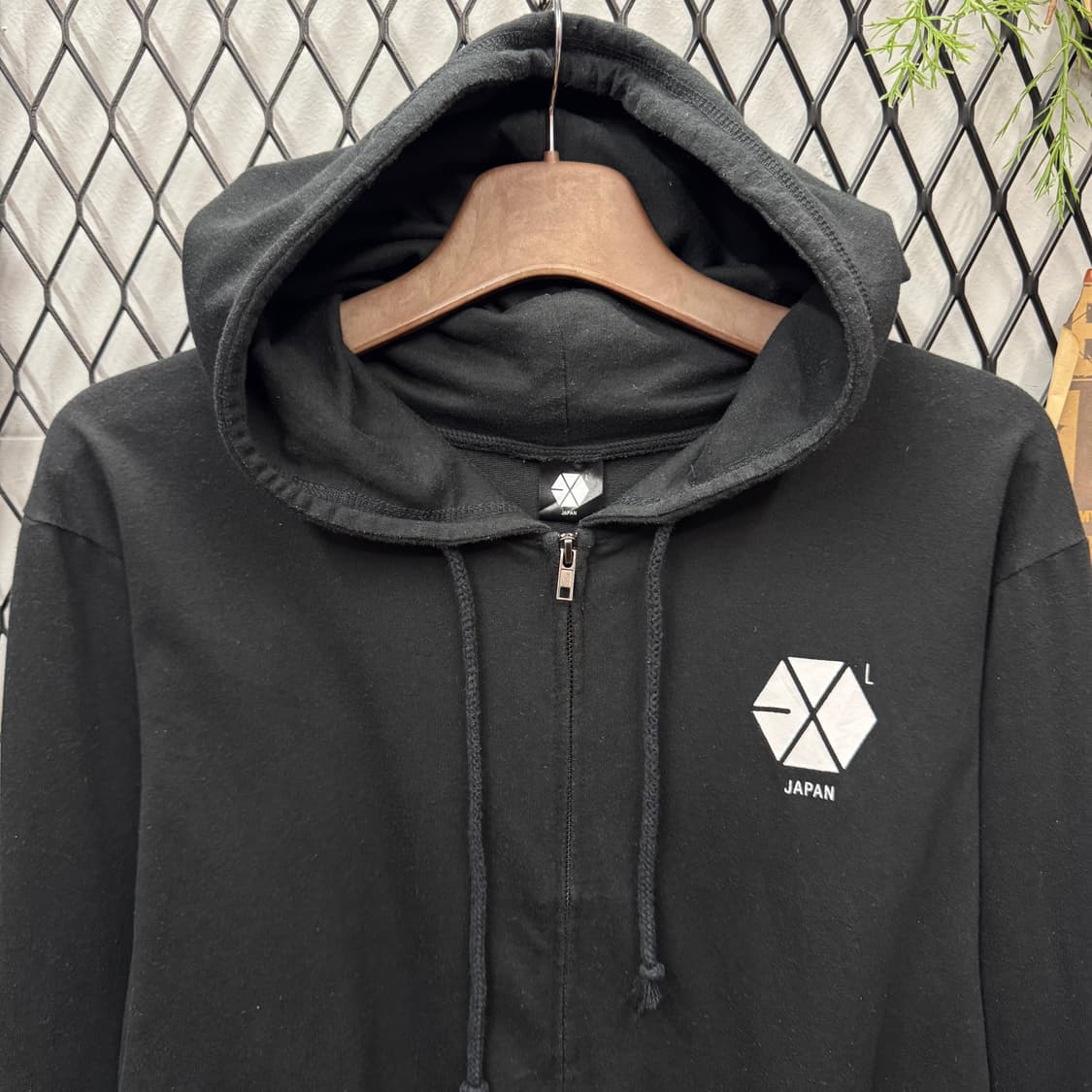 2015 엑소 일본 한정판 팬클럽 굿드 후드티 블랙 상품이미지3