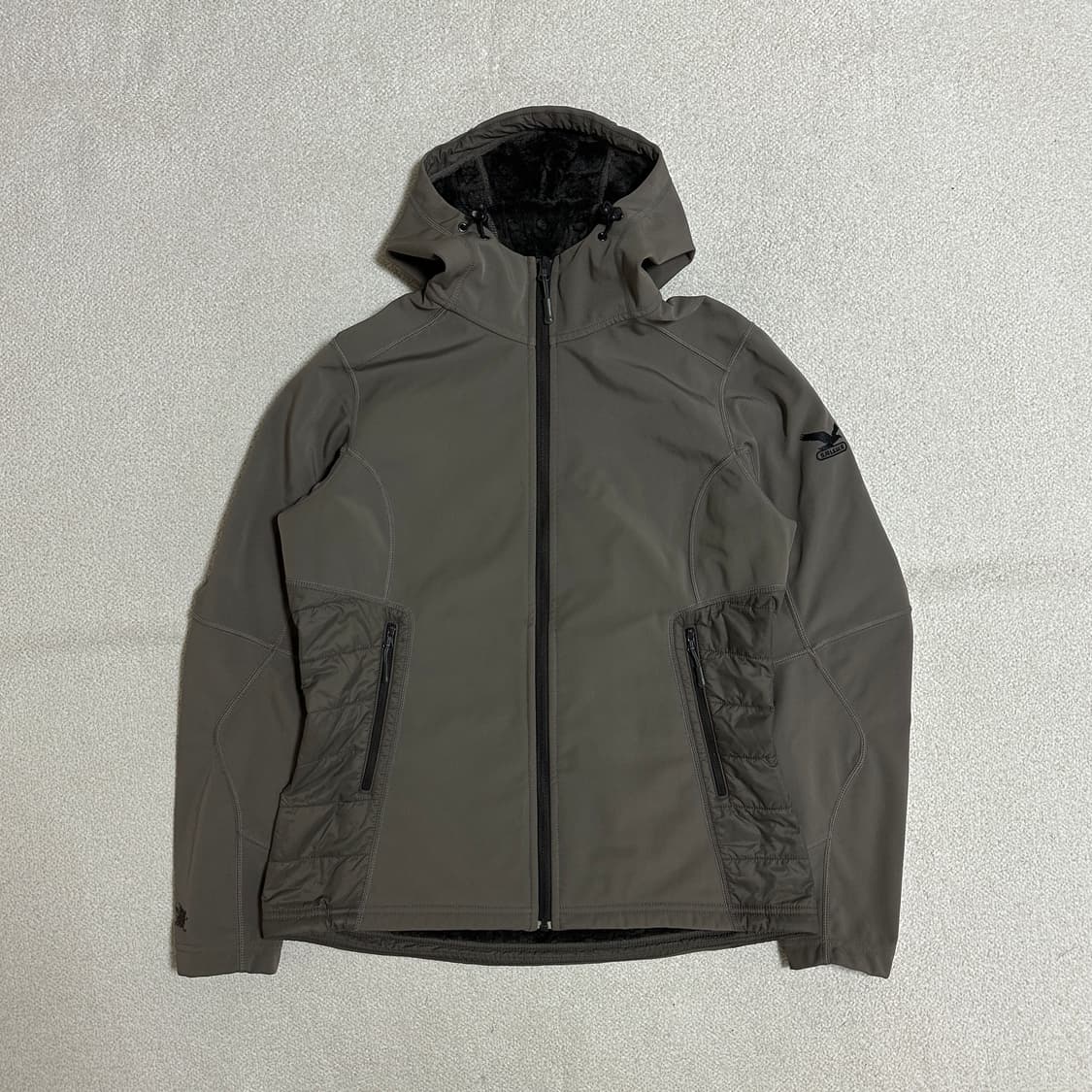 살레와 소프트쉘 후드 플리스 자켓 상품이미지2