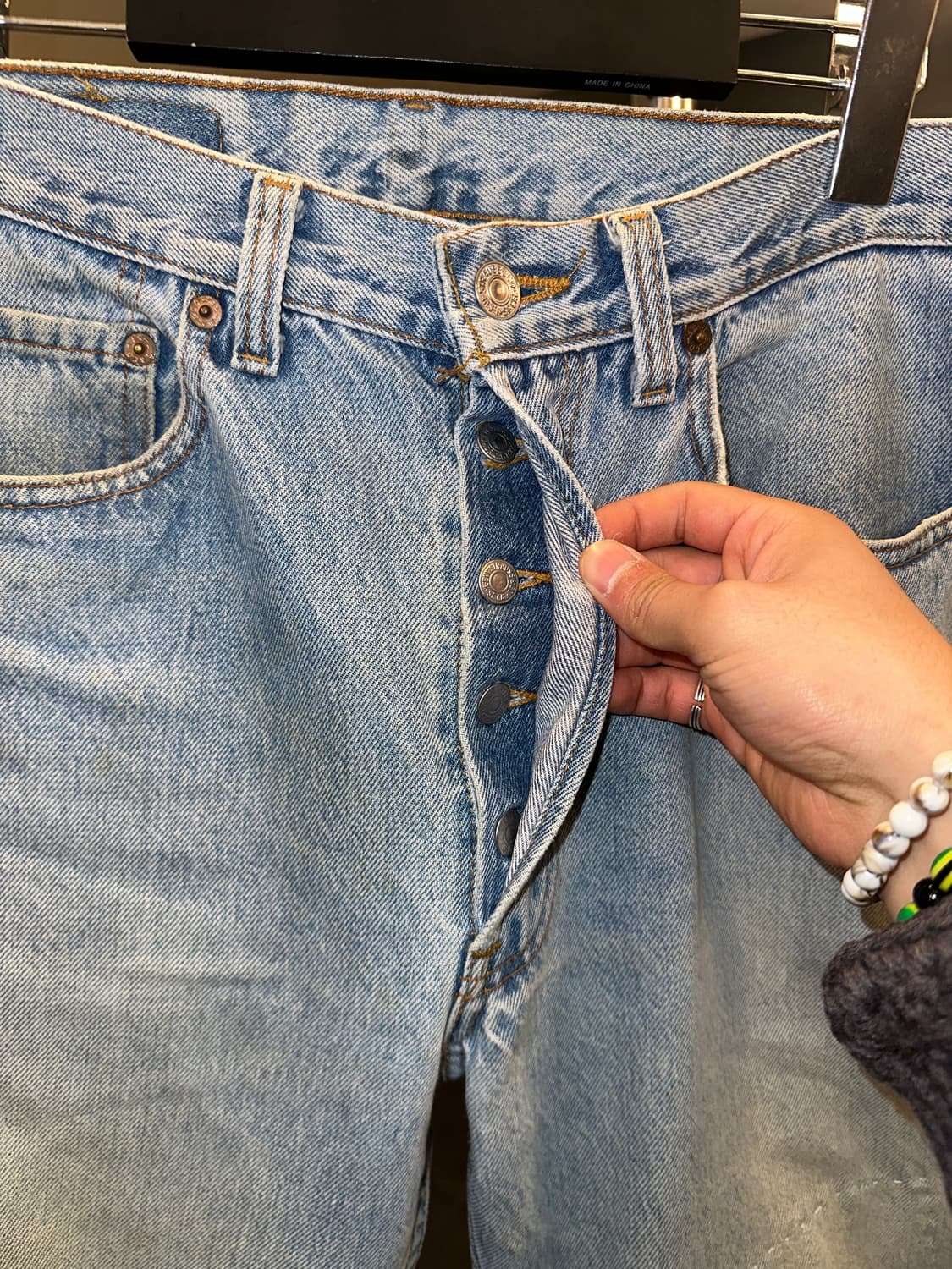 90’s Levi’s 501 repair denim washed pant 상품이미지4