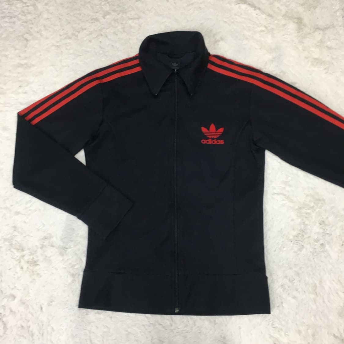 아디다스 유로파 트랙탑 DD17 상품이미지1