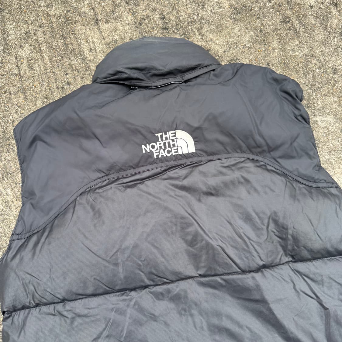 [M] TNF 노스페이스 센터로고 패딩 조끼 상품이미지6