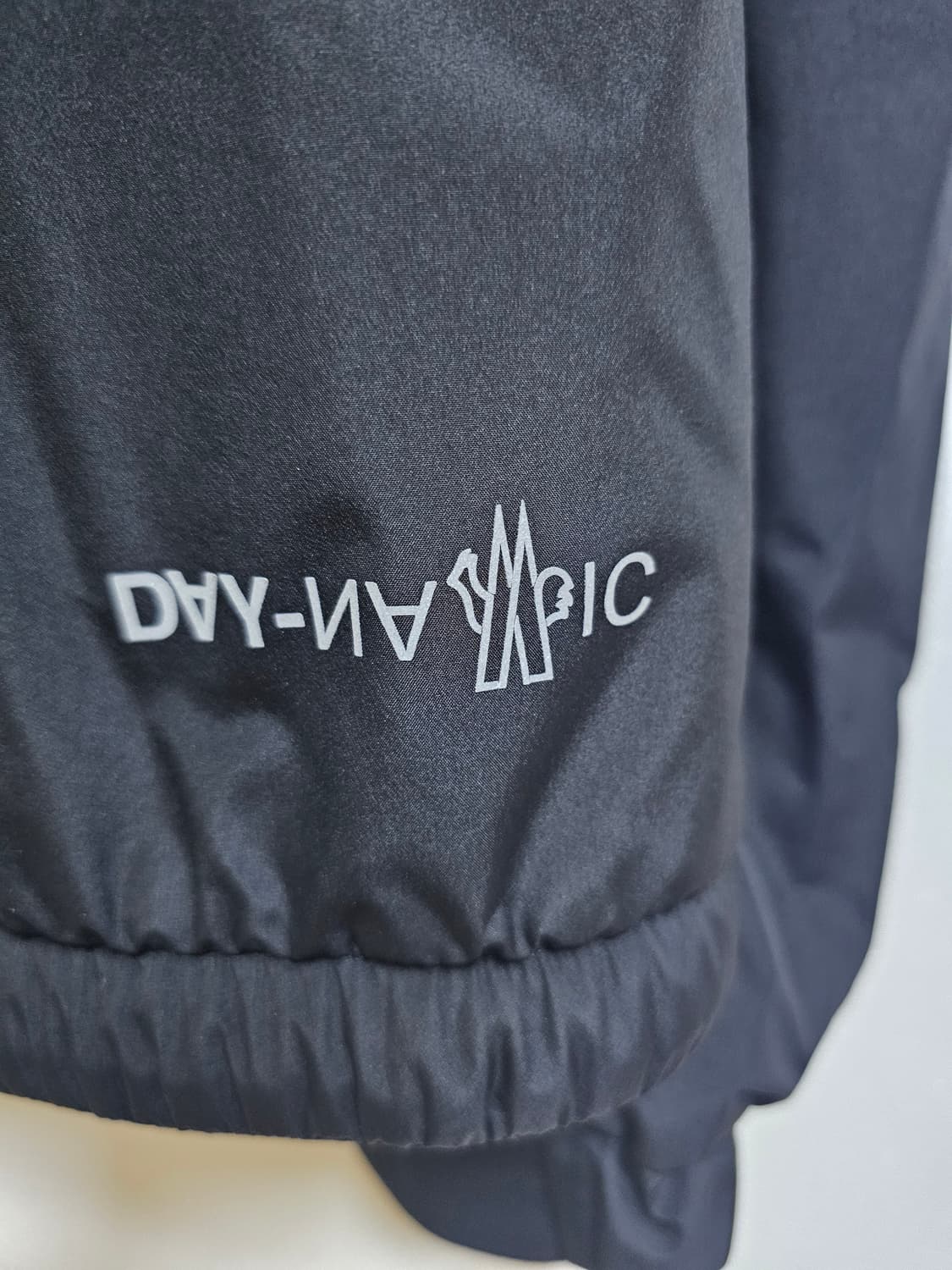 몽클레어 그레노블 자만 프리마로프트 패딩 상품이미지5