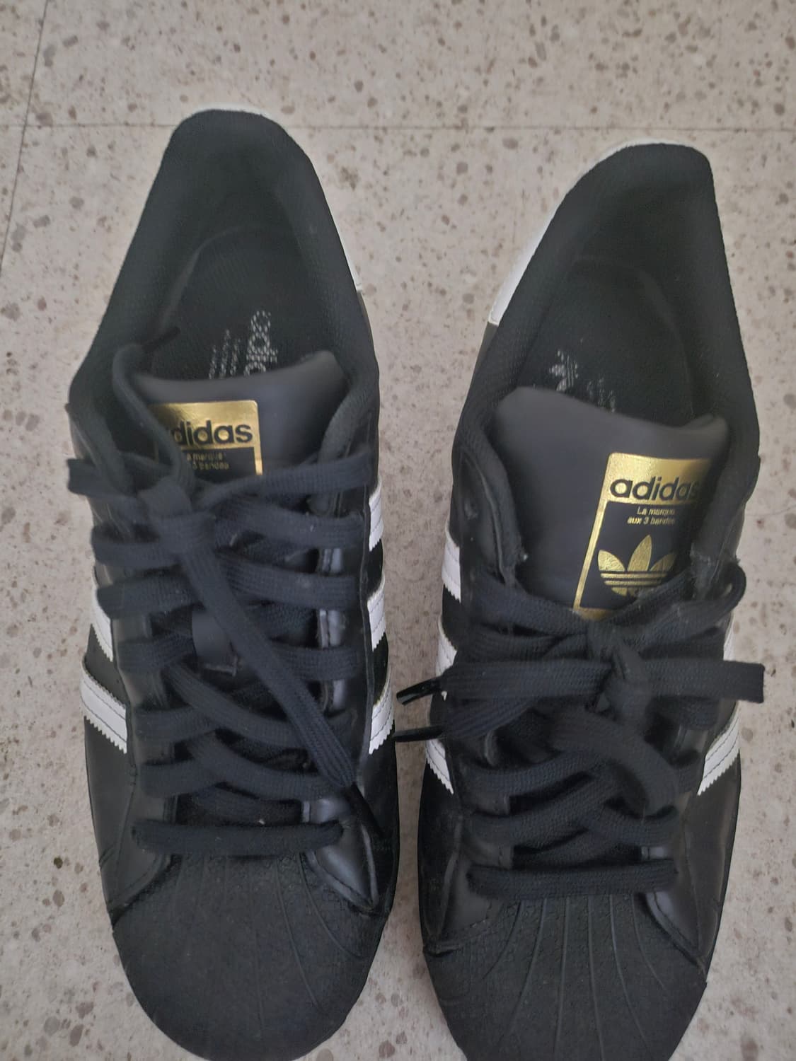 아디다스 슈퍼스타 검골 상품이미지1