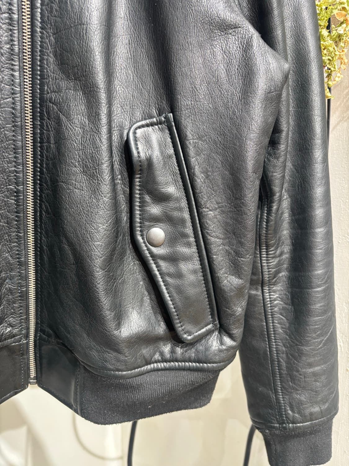 90sGAP Cow Leather Varsity Bomber Jacket 상품이미지4