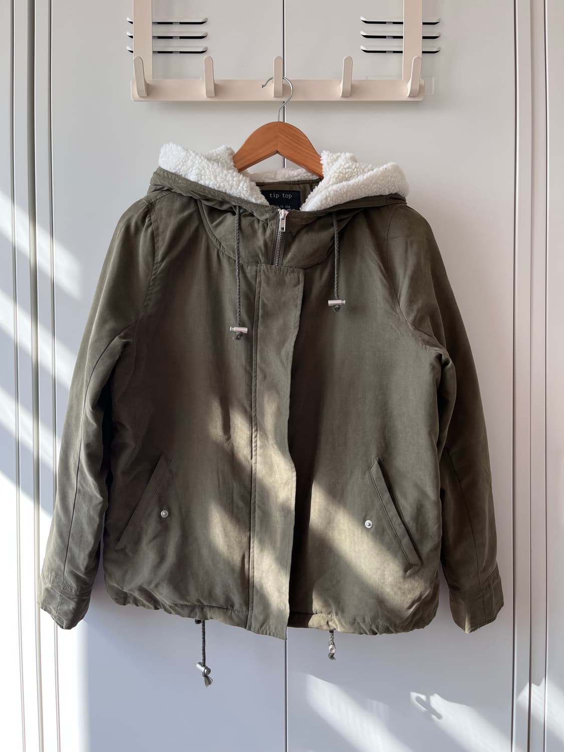 Tip top 양털 누빔 카키 야상 패딩 상품이미지1