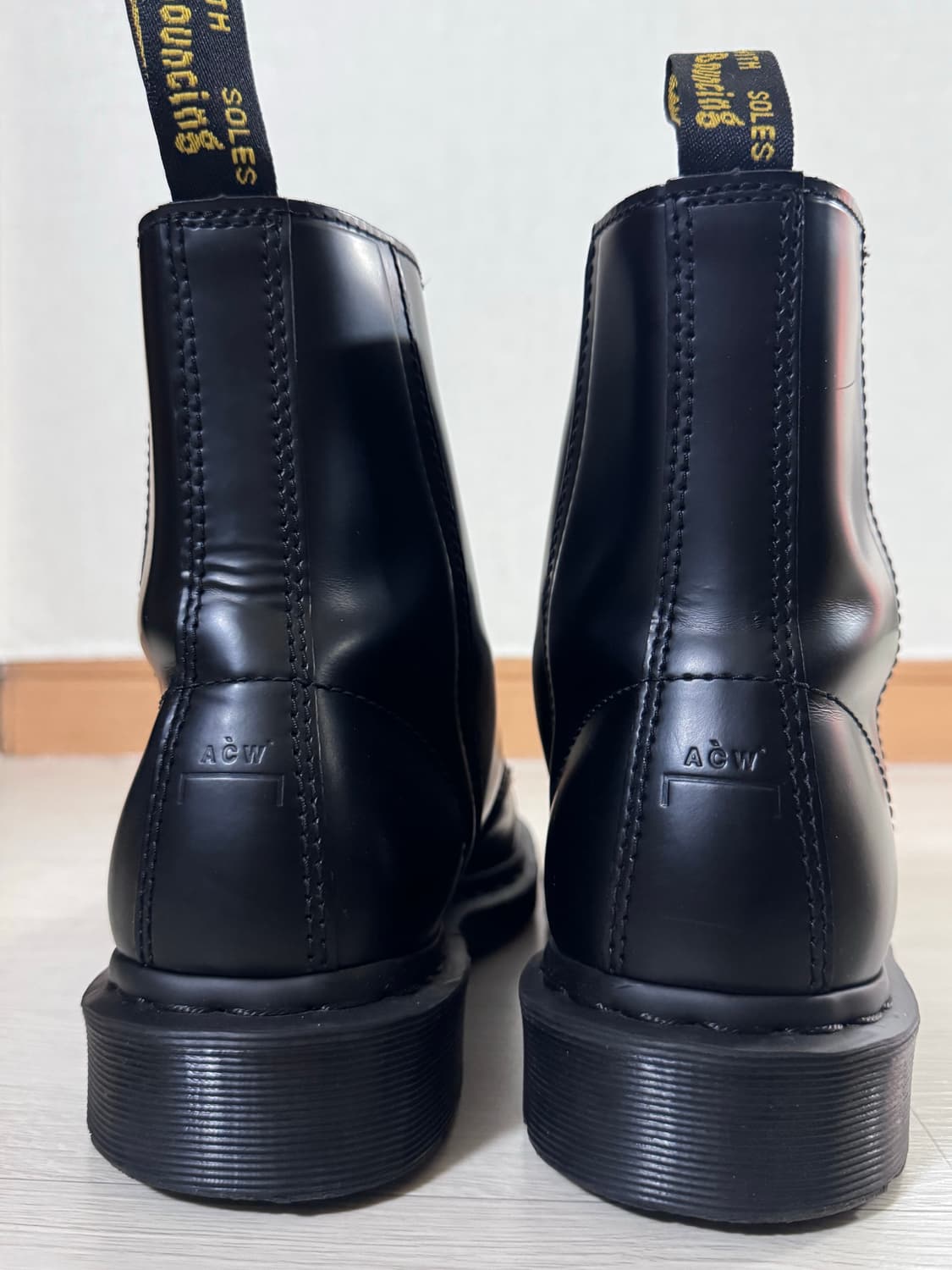 닥터마틴 X 어콜드월 콜라보 1460 270사이즈 판매합니다 상품이미지2