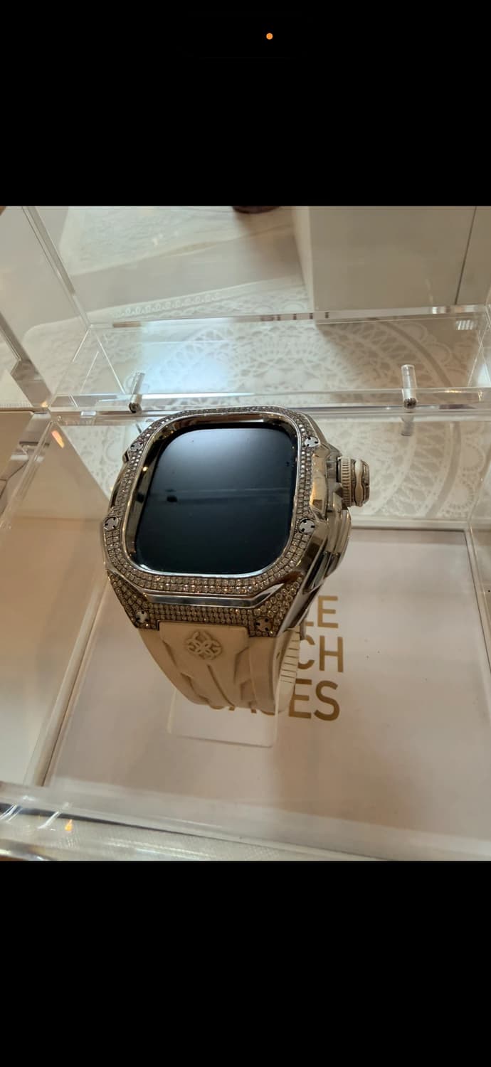 골든컨셉 한정판 팝니다 49mm 상품이미지1