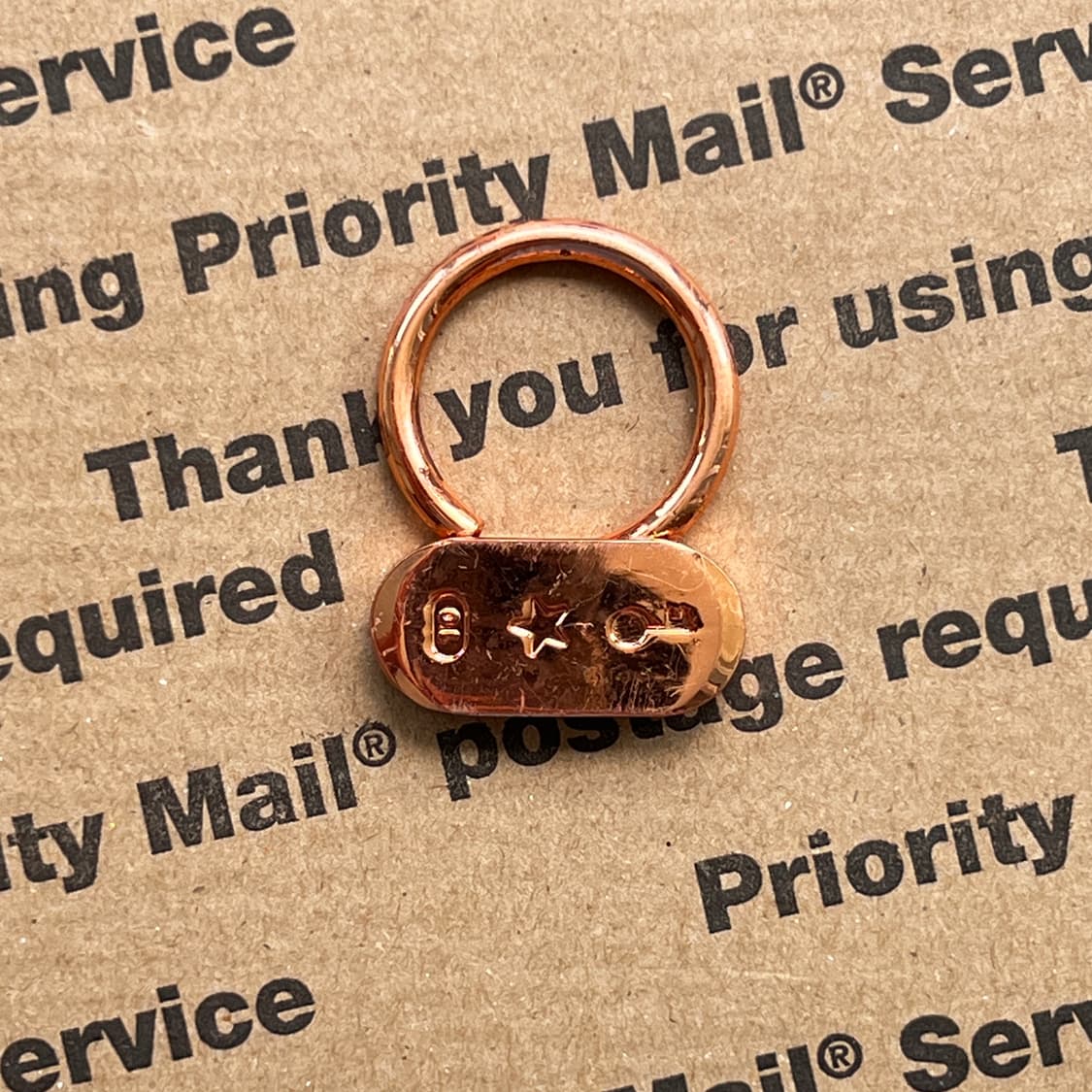 90s vtg Rose Gold Lock Keyring 상품이미지1