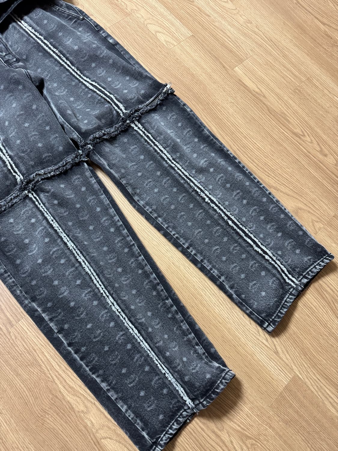 [L] 떠그클럽 mcm 블랙 셋업 상품이미지6