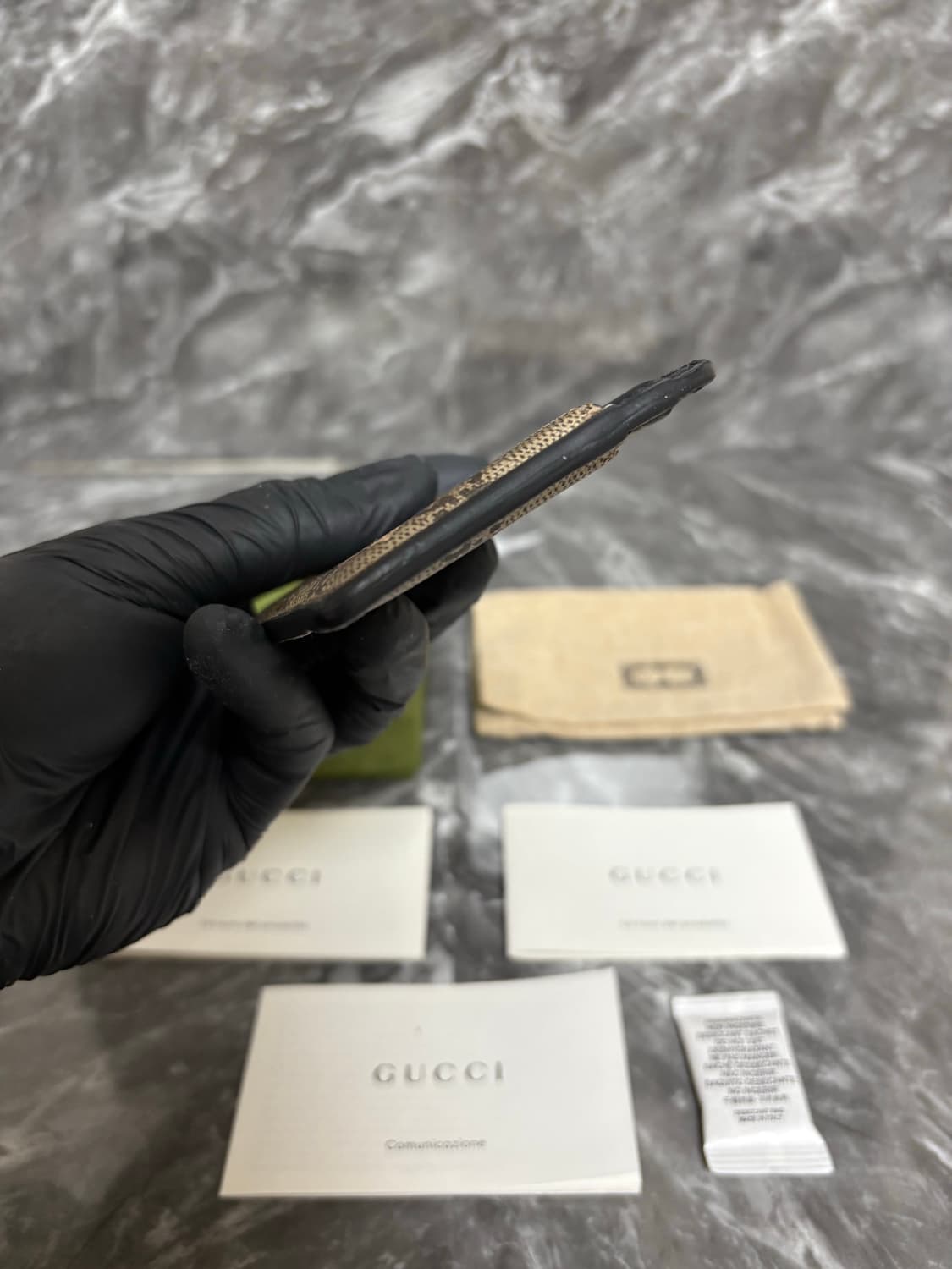 구찌 베스트리에 꿀벌 카드지갑 상품이미지5