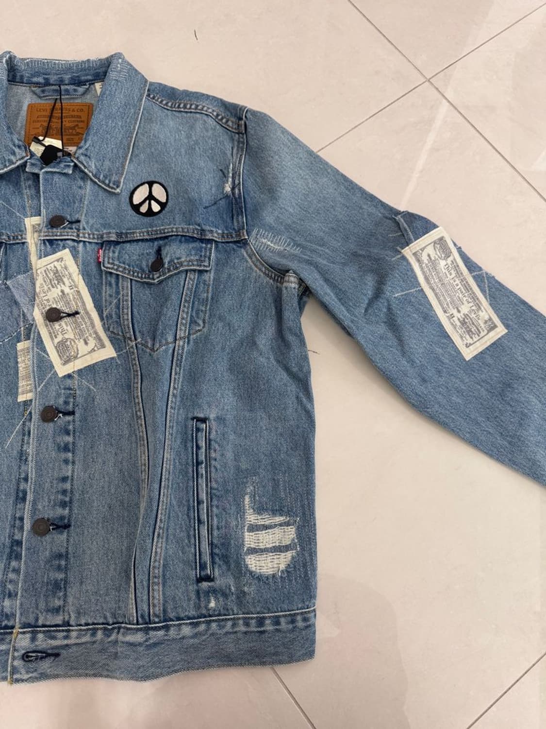 LOTS OF POCKETS TRUCKER JACKET 트러커 자켓 상품이미지4