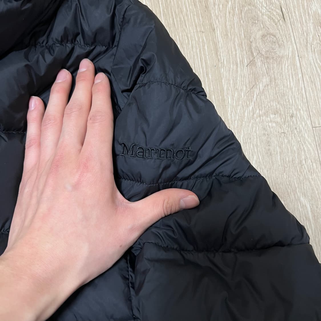 마모트 여성 구스다운 후드 경량 롱패딩 L/100  상품이미지4