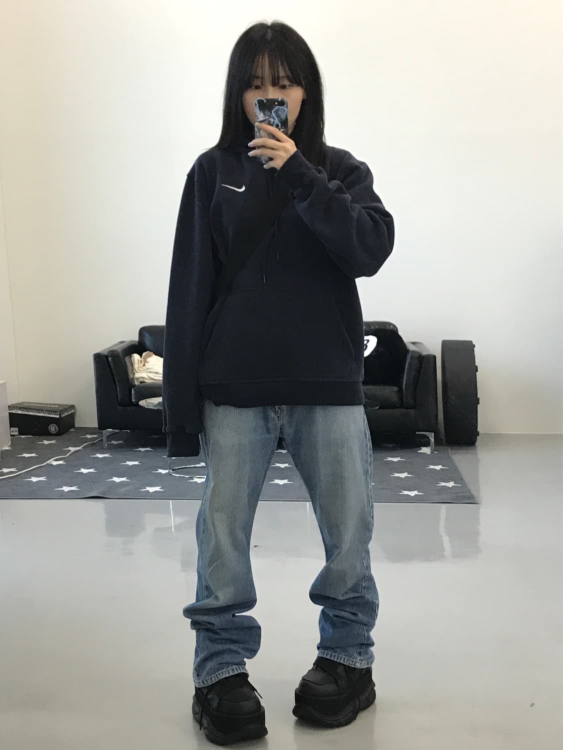 나이키 로고 네이비 후드 상품이미지1